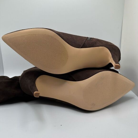 CUSHIONAIRE Women's scrunch heel boot with +Memory Foam 8 BROWN - Picture 5 of 7